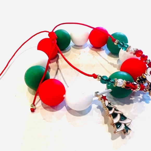 Homemade Christmas bracelets - Picture 4 of 4